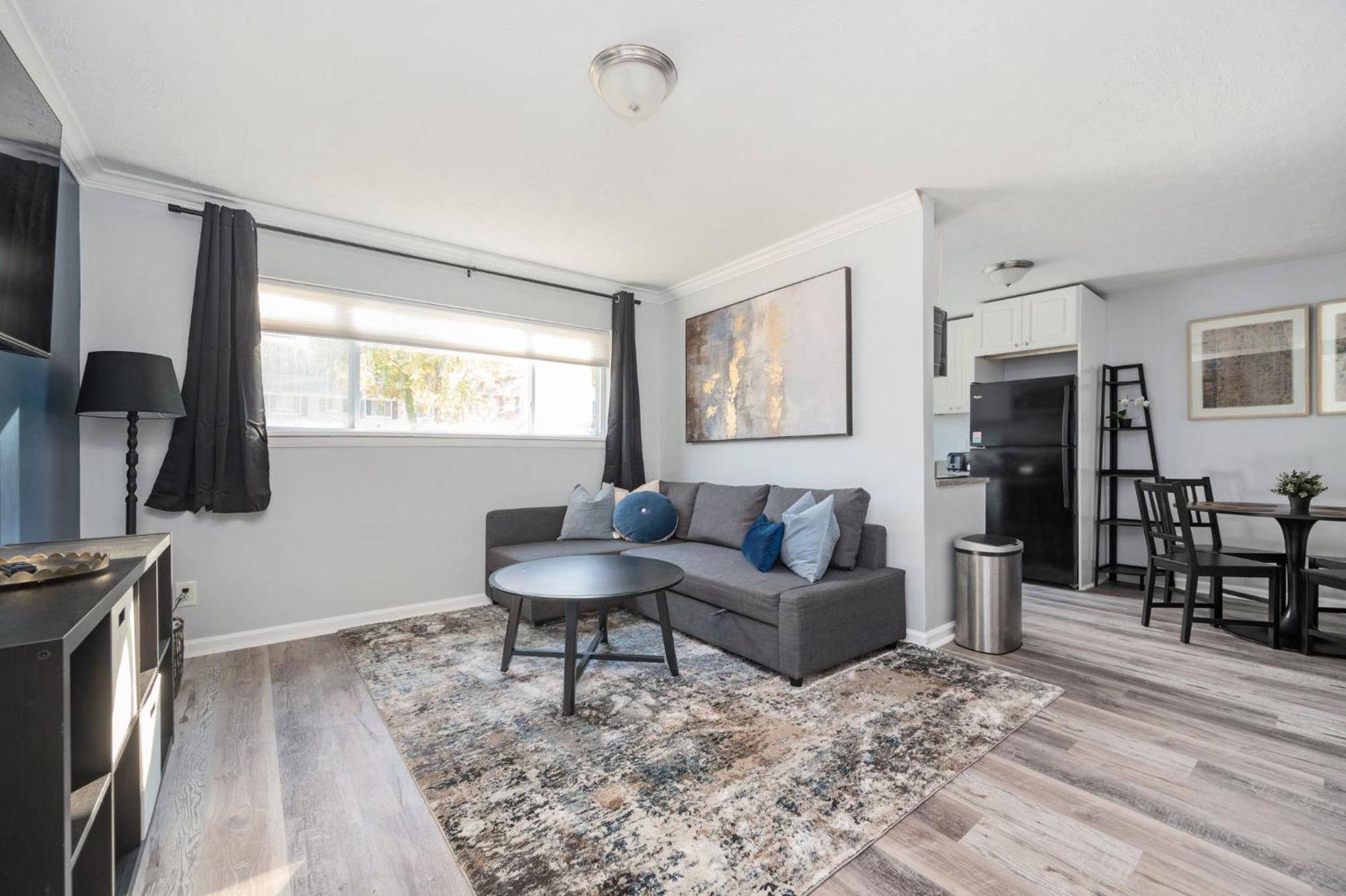 Quiet & Quaint Apartment, 5 Mins To Airport And 15 Mins To Downtown Atlanta Exterior foto