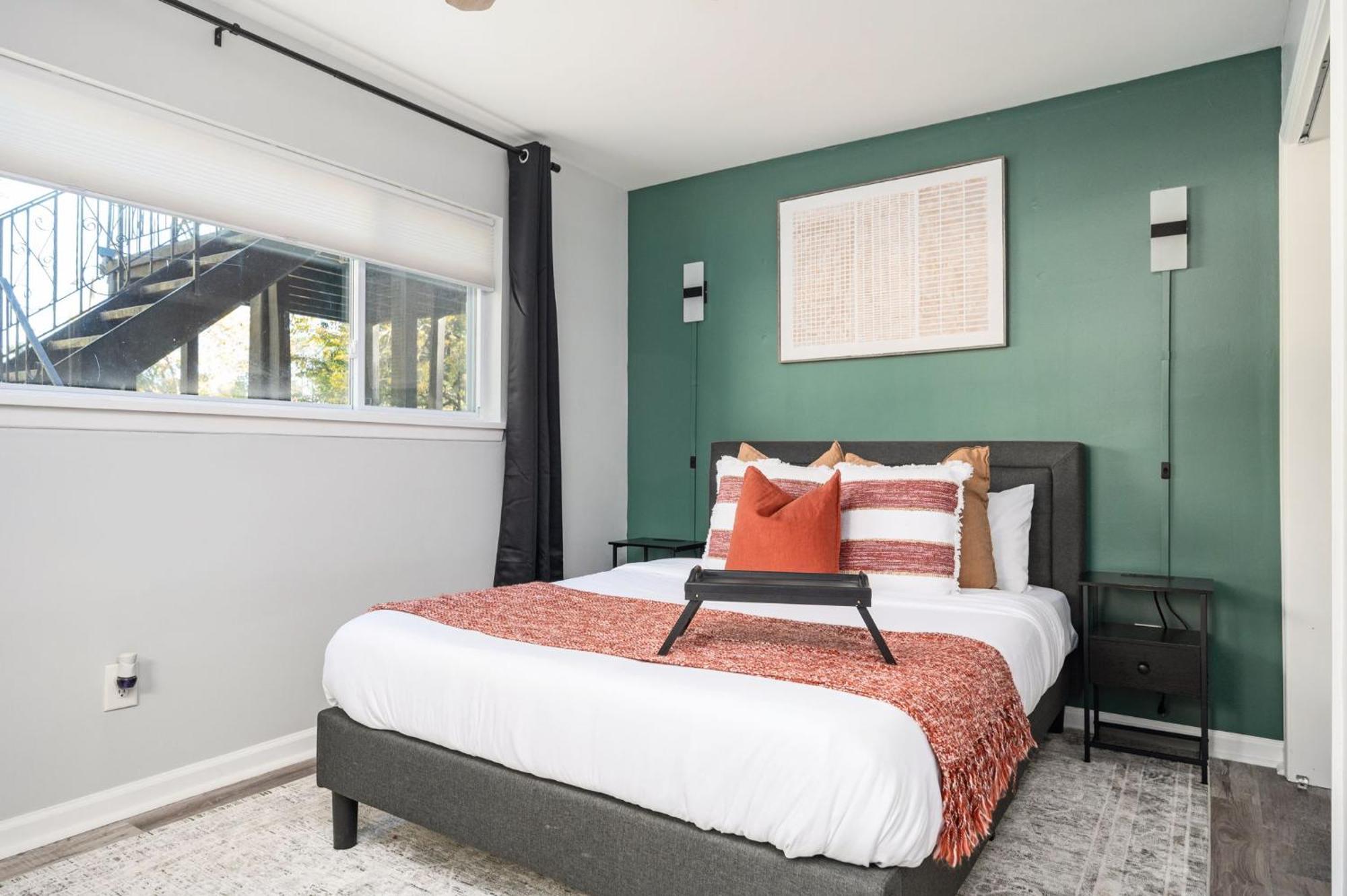 Quiet & Quaint Apartment, 5 Mins To Airport And 15 Mins To Downtown Atlanta Exterior foto