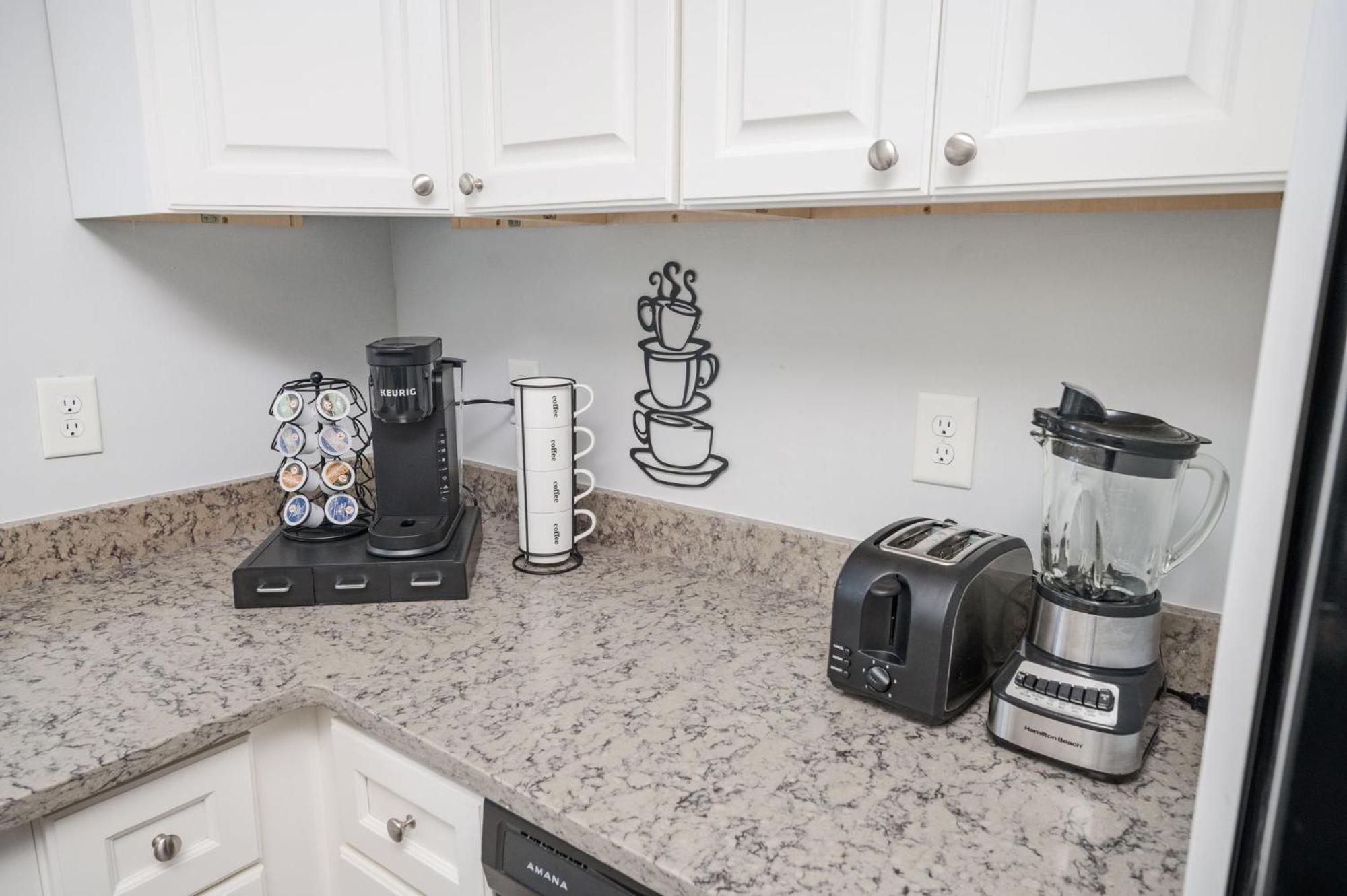 Quiet & Quaint Apartment, 5 Mins To Airport And 15 Mins To Downtown Atlanta Exterior foto